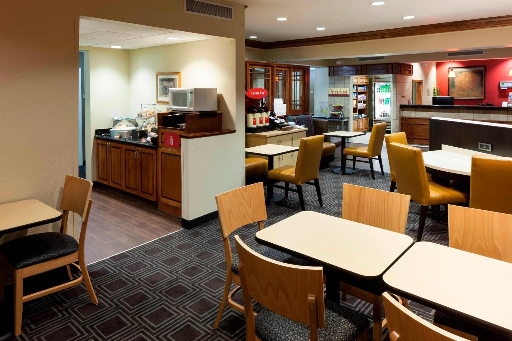 Towneplace Suites By Marriott Texarkana Екстериор снимка