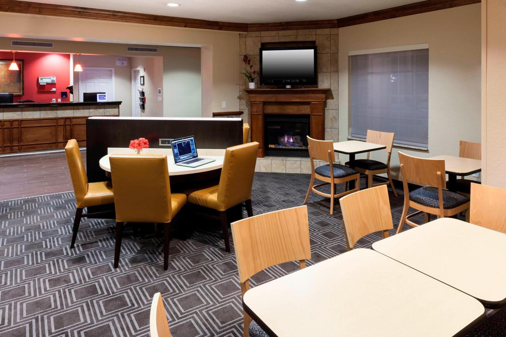 Towneplace Suites By Marriott Texarkana Екстериор снимка