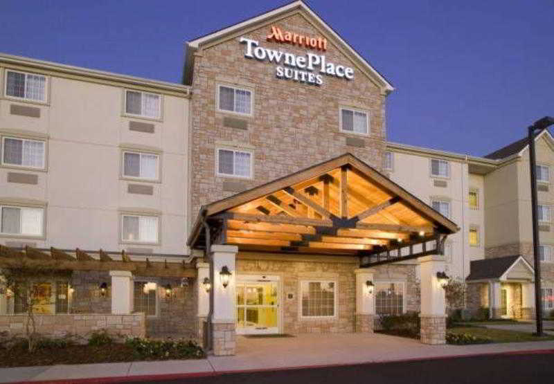 Towneplace Suites By Marriott Texarkana Екстериор снимка